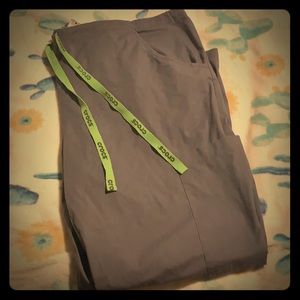 5/$25 Crocs Scrub Bottoms